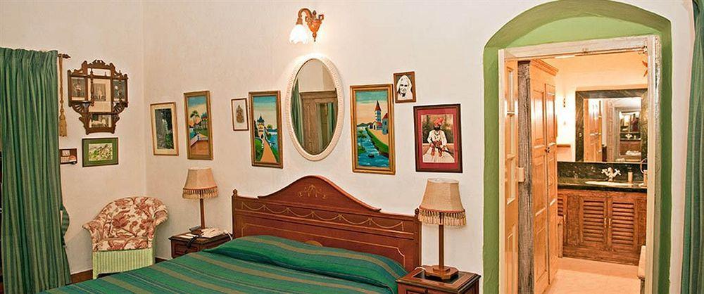 Welcomheritage Connaught House Mount Abu Bagian luar foto